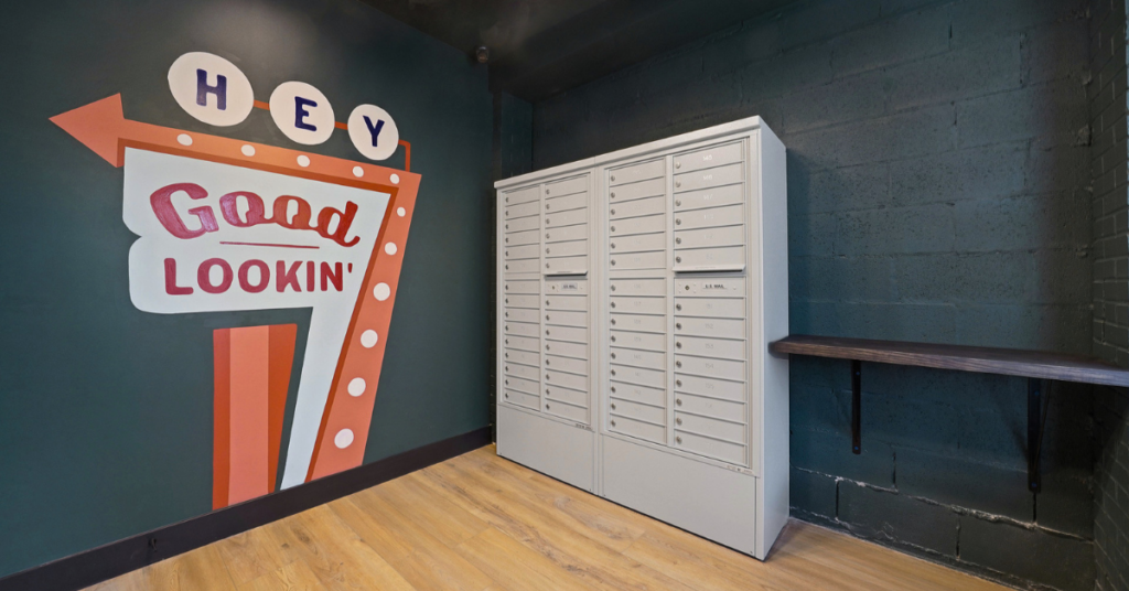 Brick & Mortar Business Mailbox in Libertyville, one of the Business Mailboxes in Brick & Mortar locations