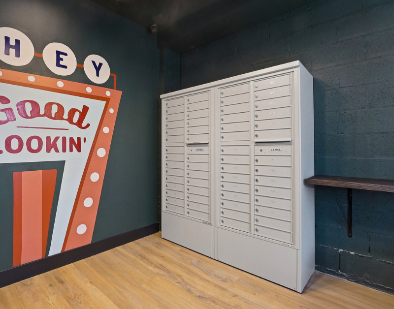 Brick & Mortar Business Mailbox in Libertyville, one of the Business Mailboxes in Brick & Mortar locations