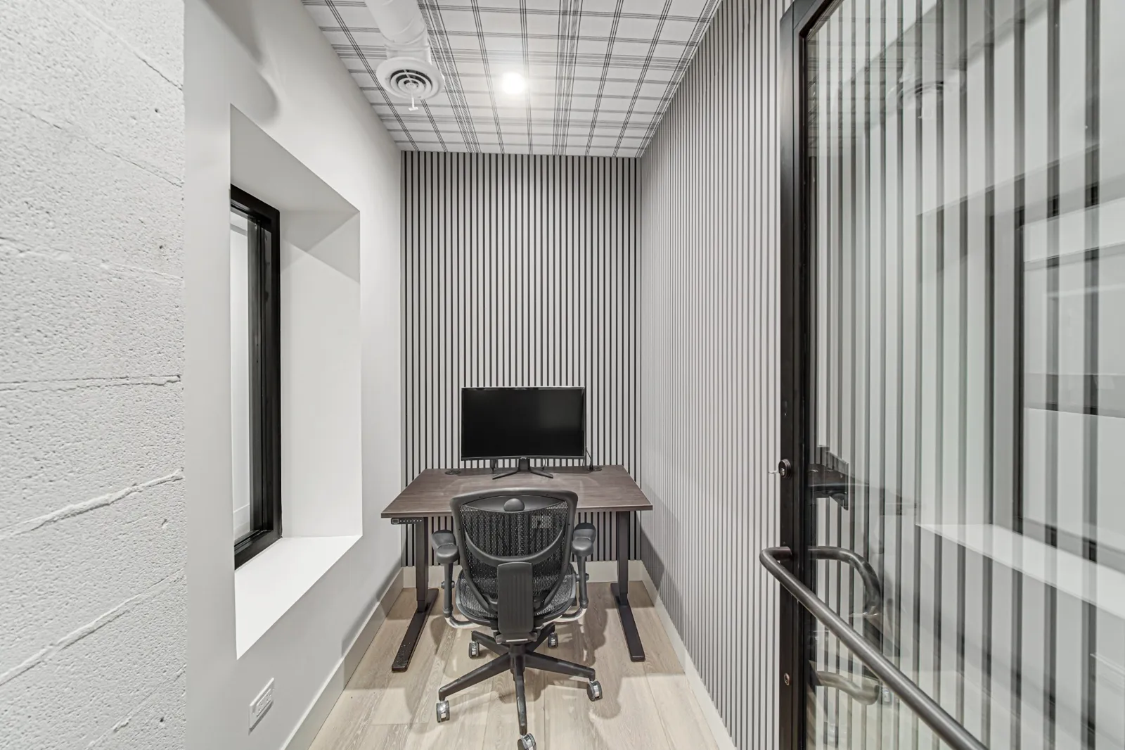 Private Office Checklist Before You Choose
